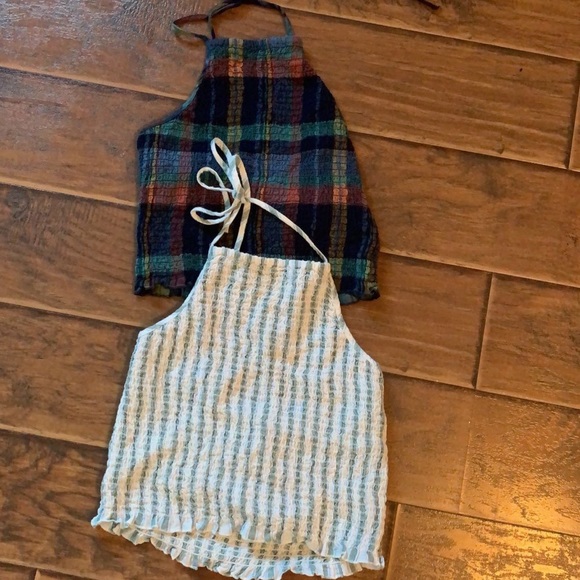 American eagle halter tops, size medium, great condition. - Picture 1 of 3